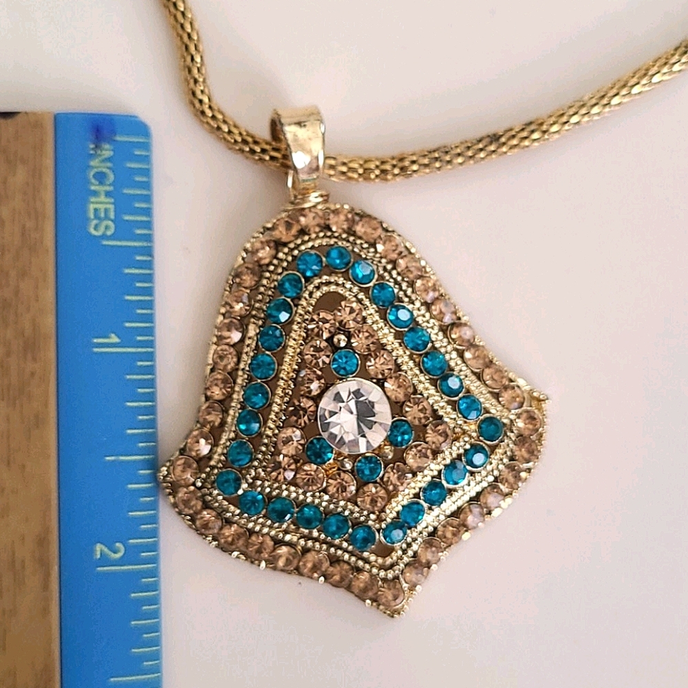 Necklace Set - Picture 4 of 9